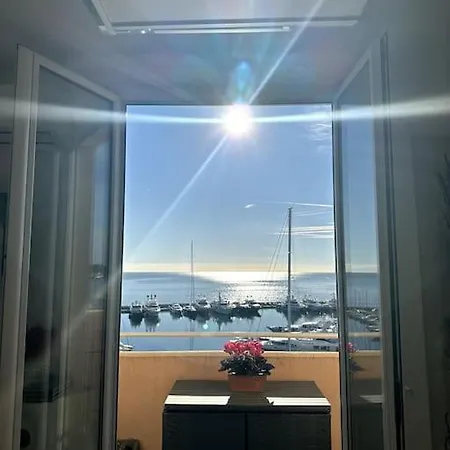 Vue Imprenable Plein Sud à Golfe Juan