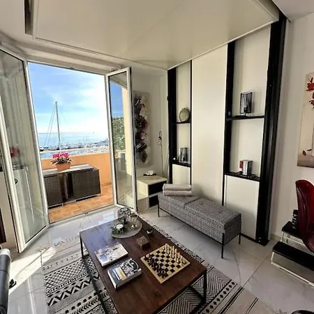 Vue Imprenable Plein Sud à Golfe Juan *