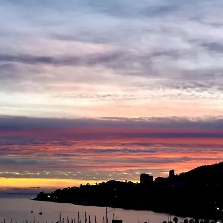 Vue Imprenable Plein Sud à Golfe Juan * Vallauris